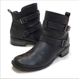 Croft & Barrow Tower Black Ankle Bootie, size 7.5